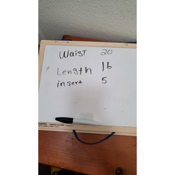 Evri Womens Plus Size Pink Denim Shorts With Frayed Hem & Pockets Size 18W - Picture 10 of 10